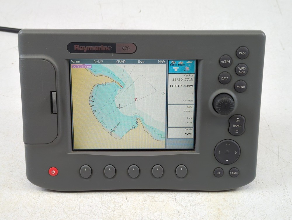 Raymarine C70 Classic E02018 GPS Fishfinder Radar Chartplotter 7" MFD Display
