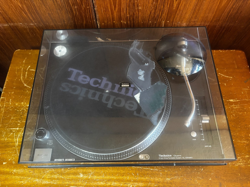 Technics SL-1200MK5 Black Analog DJ Turntables