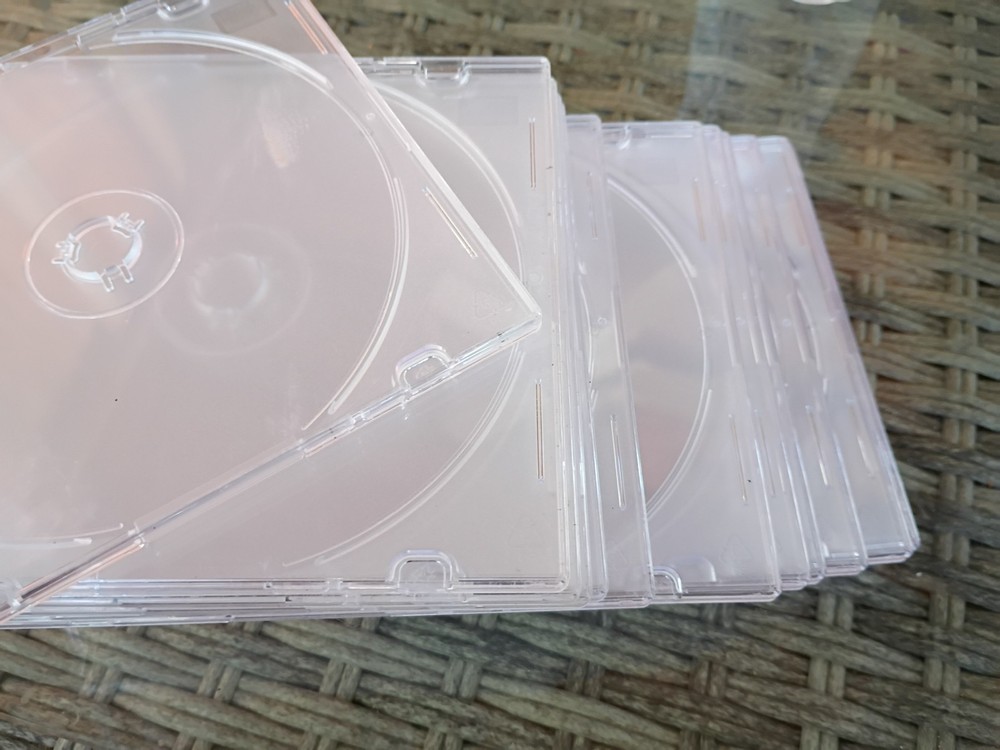 14 Clear, Plastic New Cd (Compact Disc) Cases. C-1