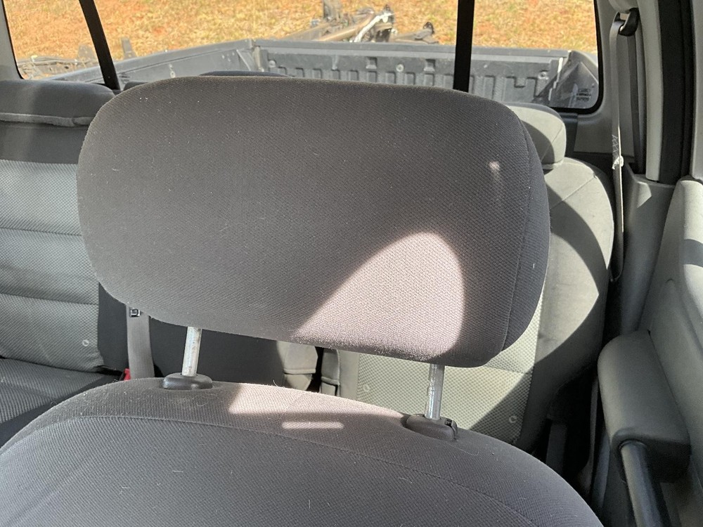 Used Headrest fits: 2005 Ford Explorer  Grade A