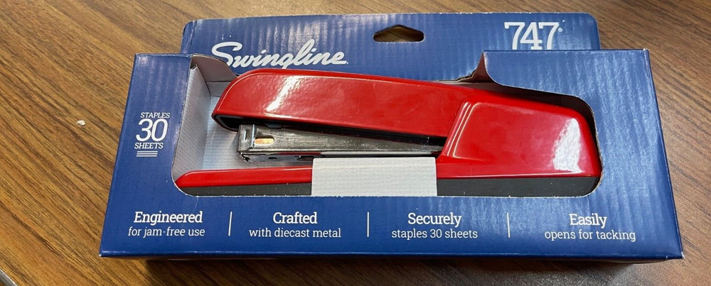 Swingline 747 Desktop Stapler, 30-Sheet