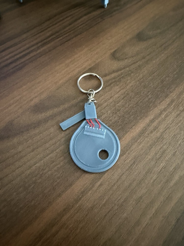 Arc Raiders Hatch Key Keychain