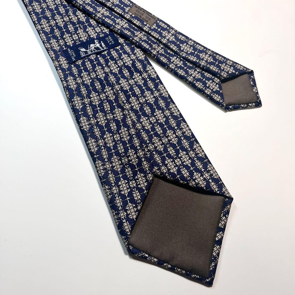 Hermes H pattern tie rabbit all-over pattern luxury men's accessory used