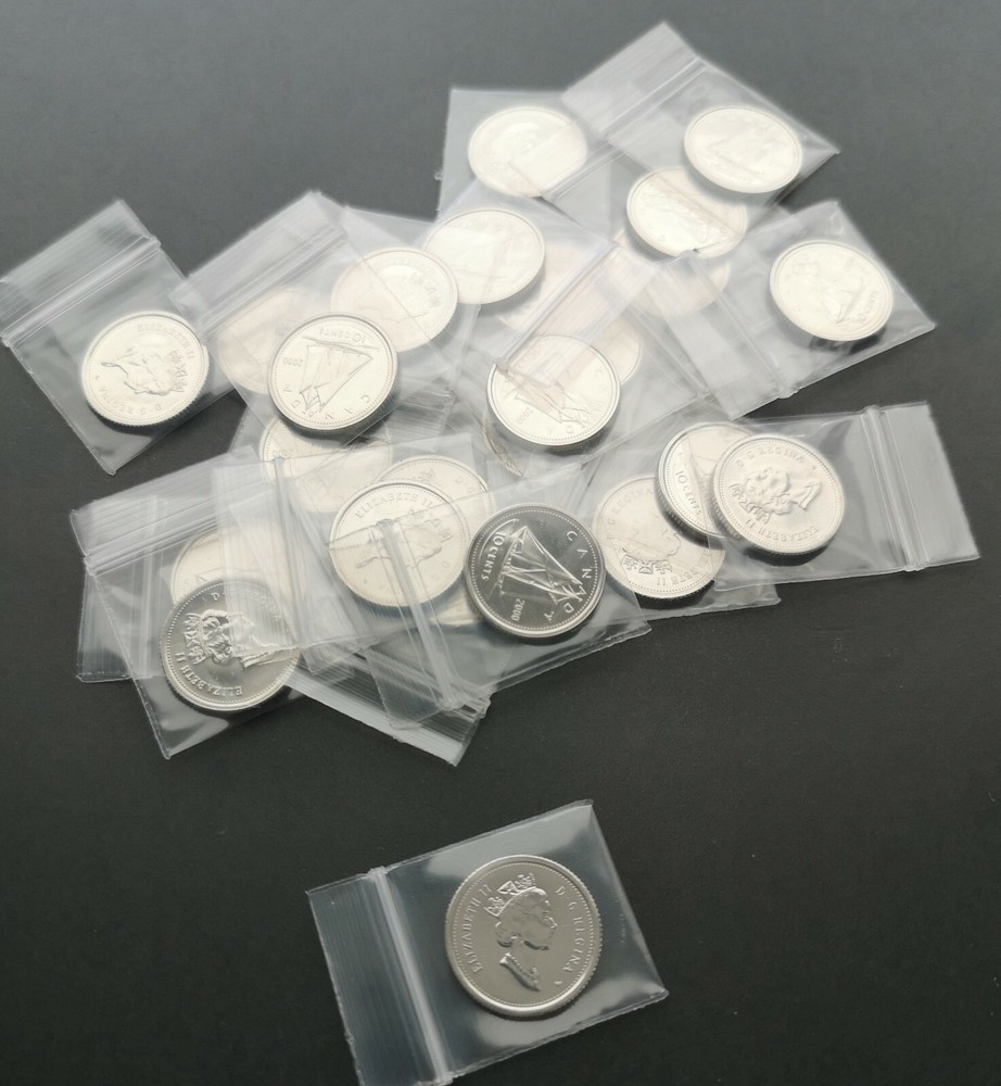 ***  CANADA 10 CENTS  2000 W  ***  FROM  MINT  SETS  ***  BETTER  DATE  ***