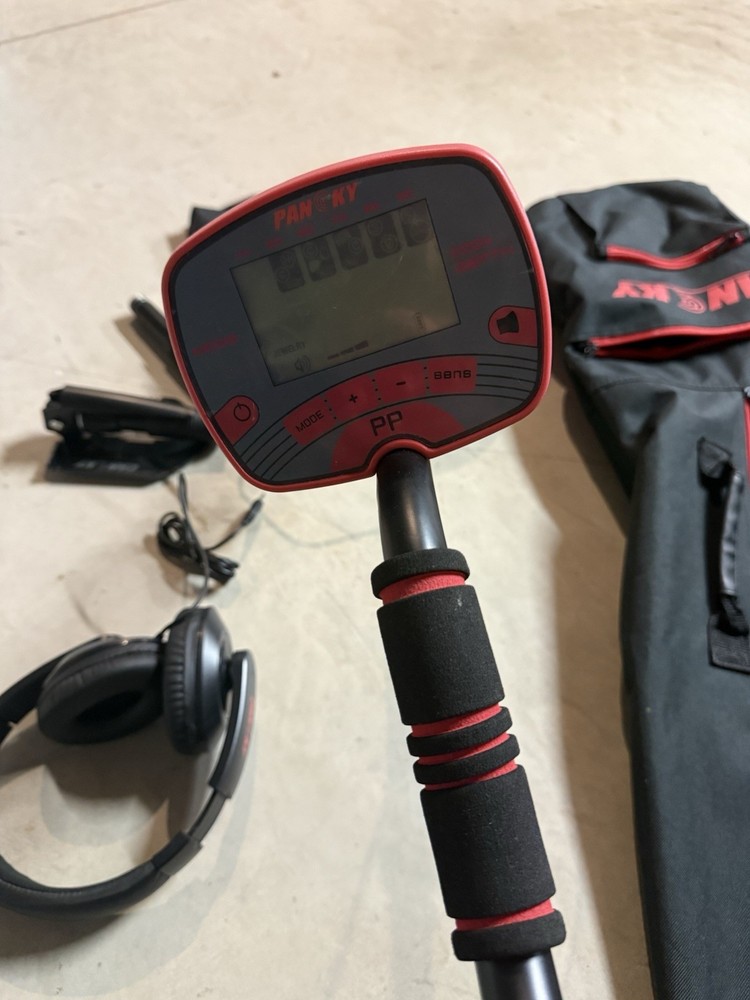 Pancky Red & Black Professional Metal Detector