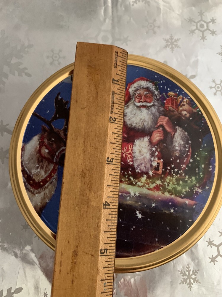 ❤️Jacobsen's Bakery Denmark SANTA'S ARRIVAL. 5.5X2” Christmas EMPTY TIN