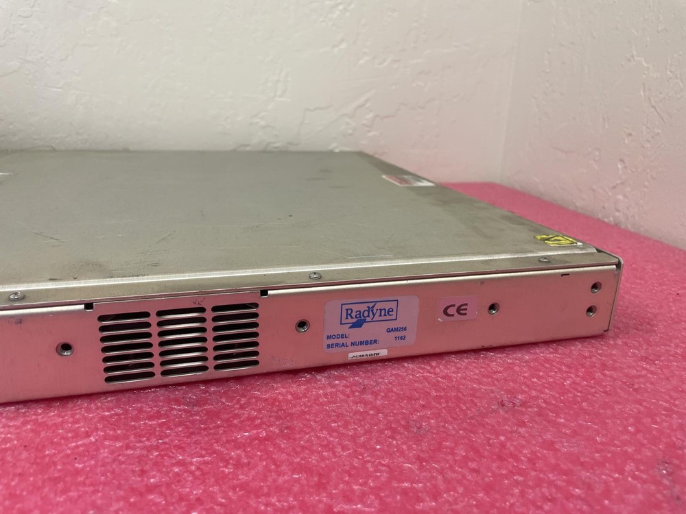 RADYNE COMSTREAM QAM-256 RACKMOUNT MODULATOR