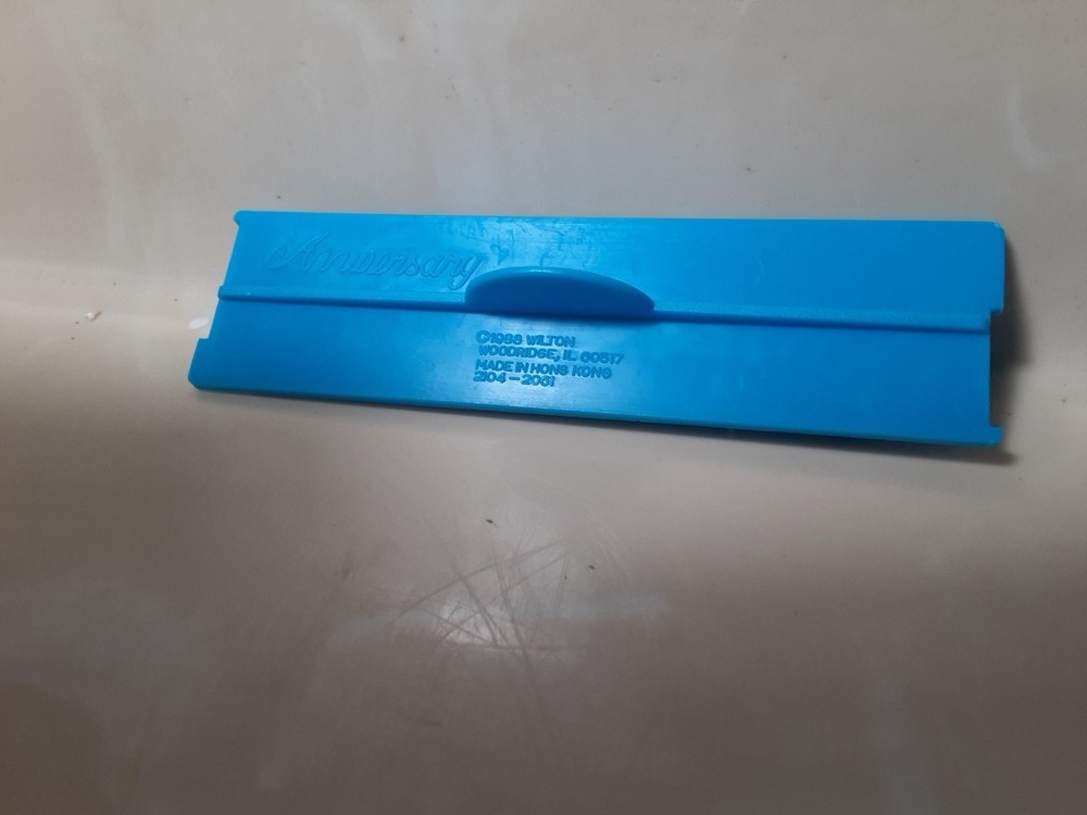 13 pc set 1988-1990 Wilton Message Pattern press forms stamps