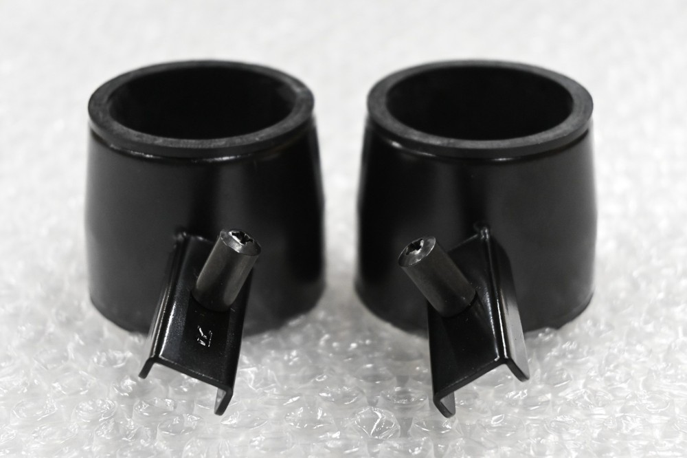 Rubber-mounted front turn signal bracket for CB750 FreeShipping！