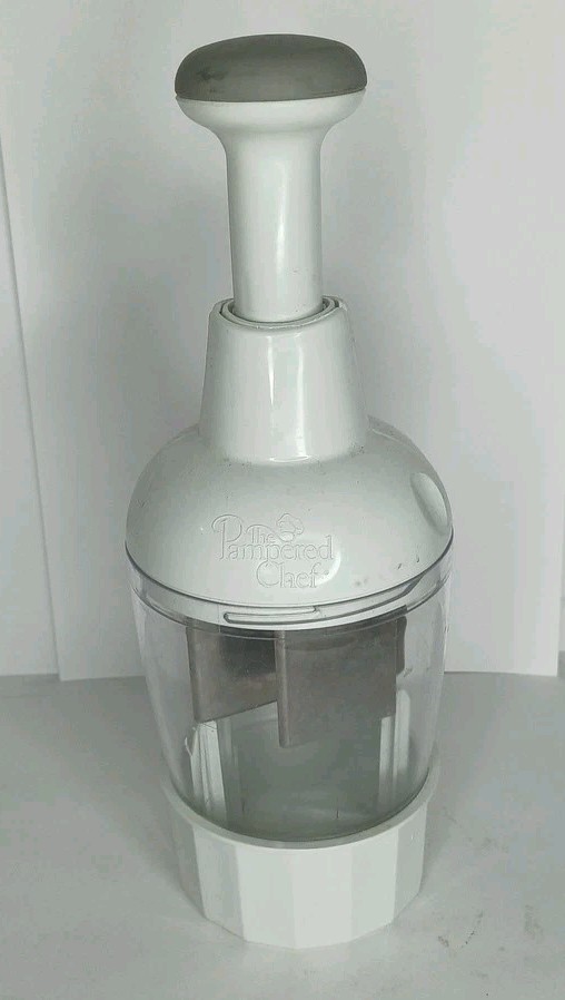 Pampered Chef Push Function Food Chopper - White