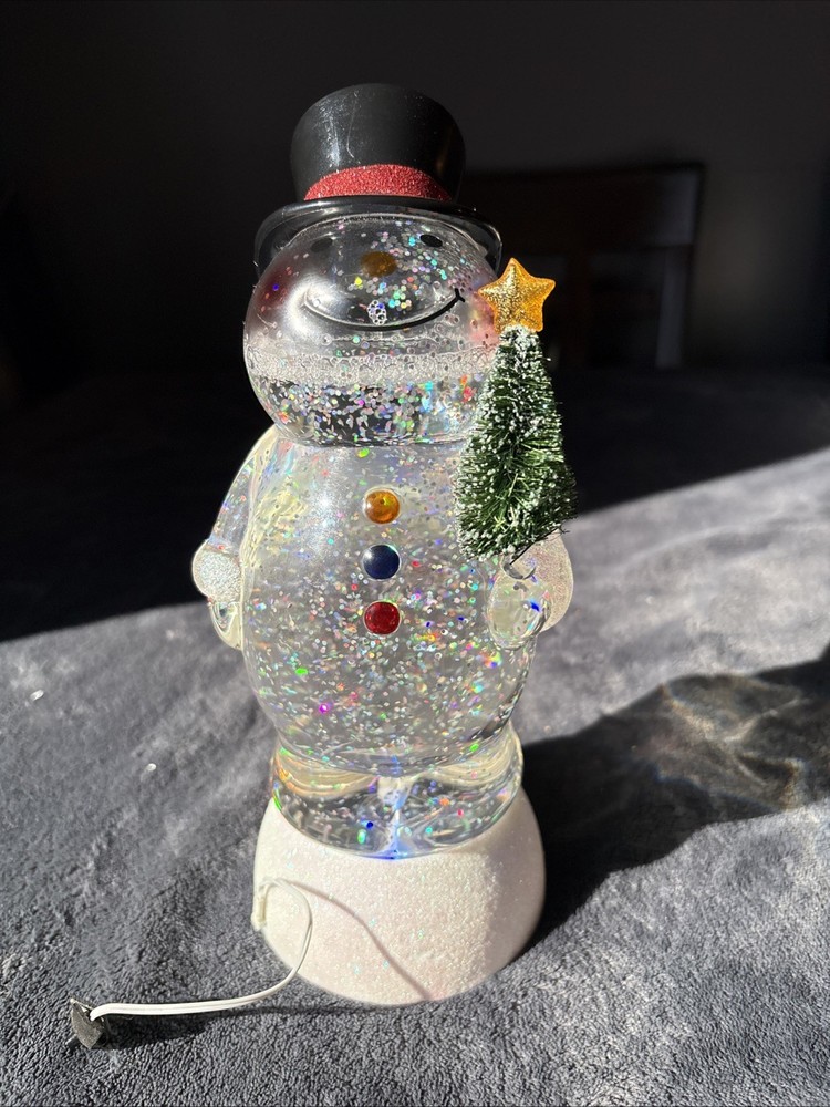 9” Light up Snowma Globe Decor