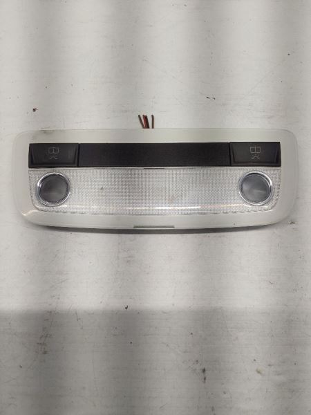 C300      2011 Console Rear 1111