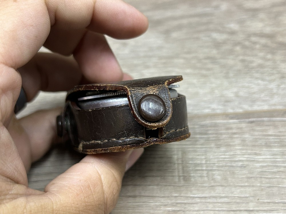 Vintage FR EM-1 Selenium Light Meter w & Leather Case