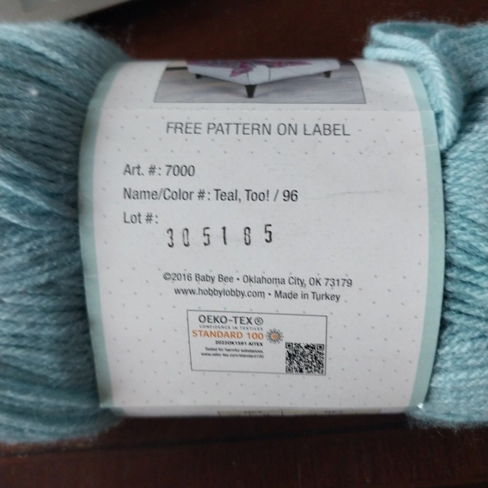 New Baby Bee Yarn "Teal Tool"