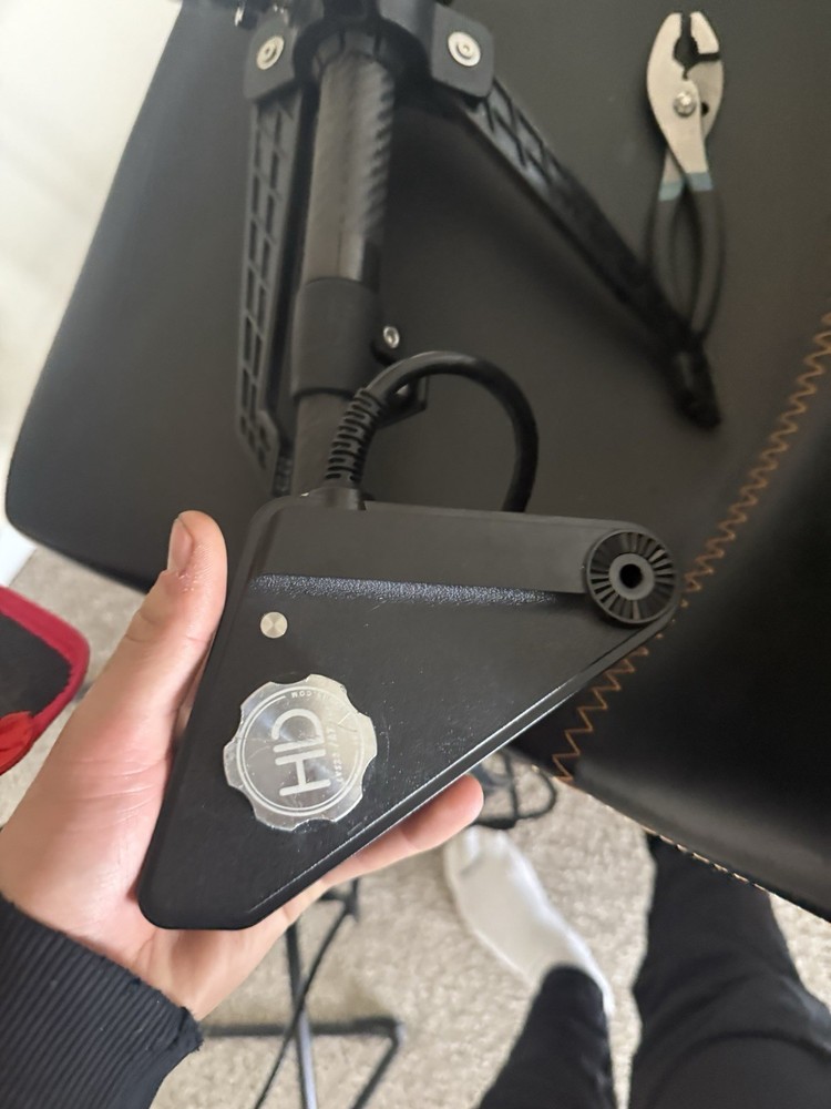 Lowrance HD Innovations Eagle 9 Fishfinder Chartplotter Sonar Kit