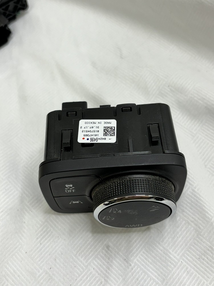 GM Genuine 84246496 Switch Assembly, Ride Control Switch, 2018-21 Chevy Traverse