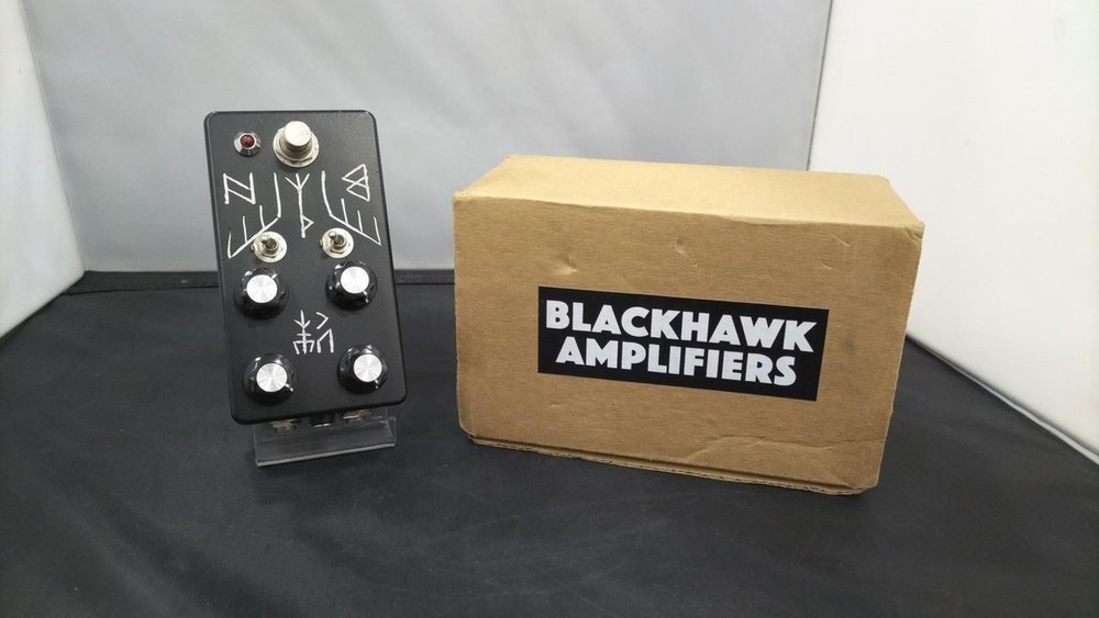 BLACKHAWK AMPLIFIERS VALKYRIE BLACK EFFECTOR 926009