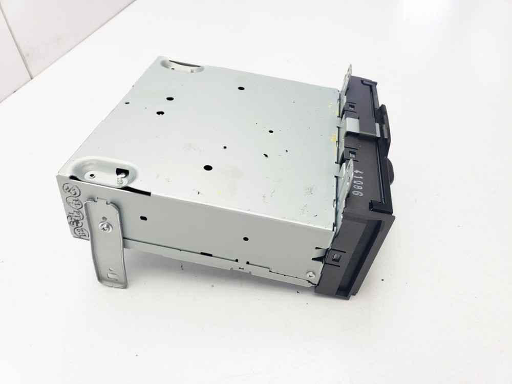 JEEP CHEROKEE KL CD PLAYER HEAD UNIT 2014 P05091563AB