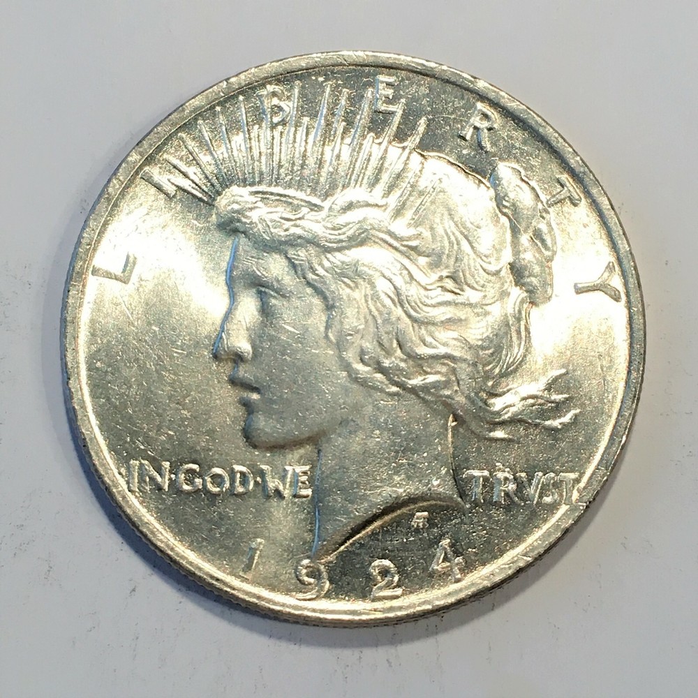 1924 Peace Silver Dollar - High Quality Scans #M784