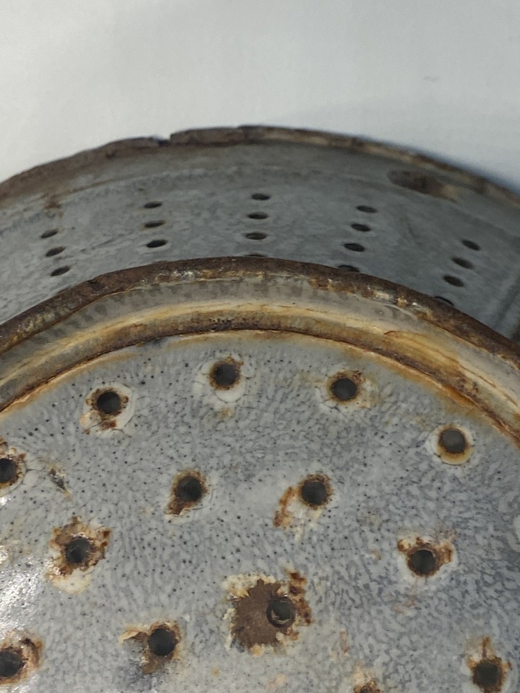 Vtg 10.5" Graniteware Colander Enamelware Strainer Rustic Primitive Farmhouse