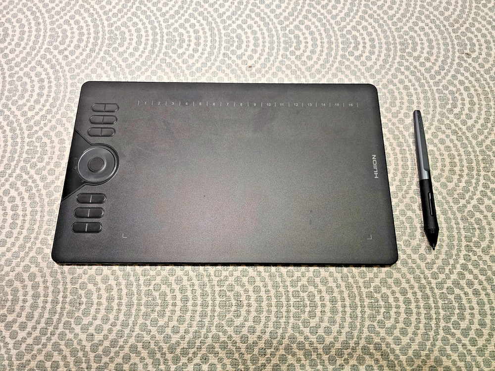 HUION HS610 Graphics Drawing Tablet - Android Support - Battery Free Stylus
