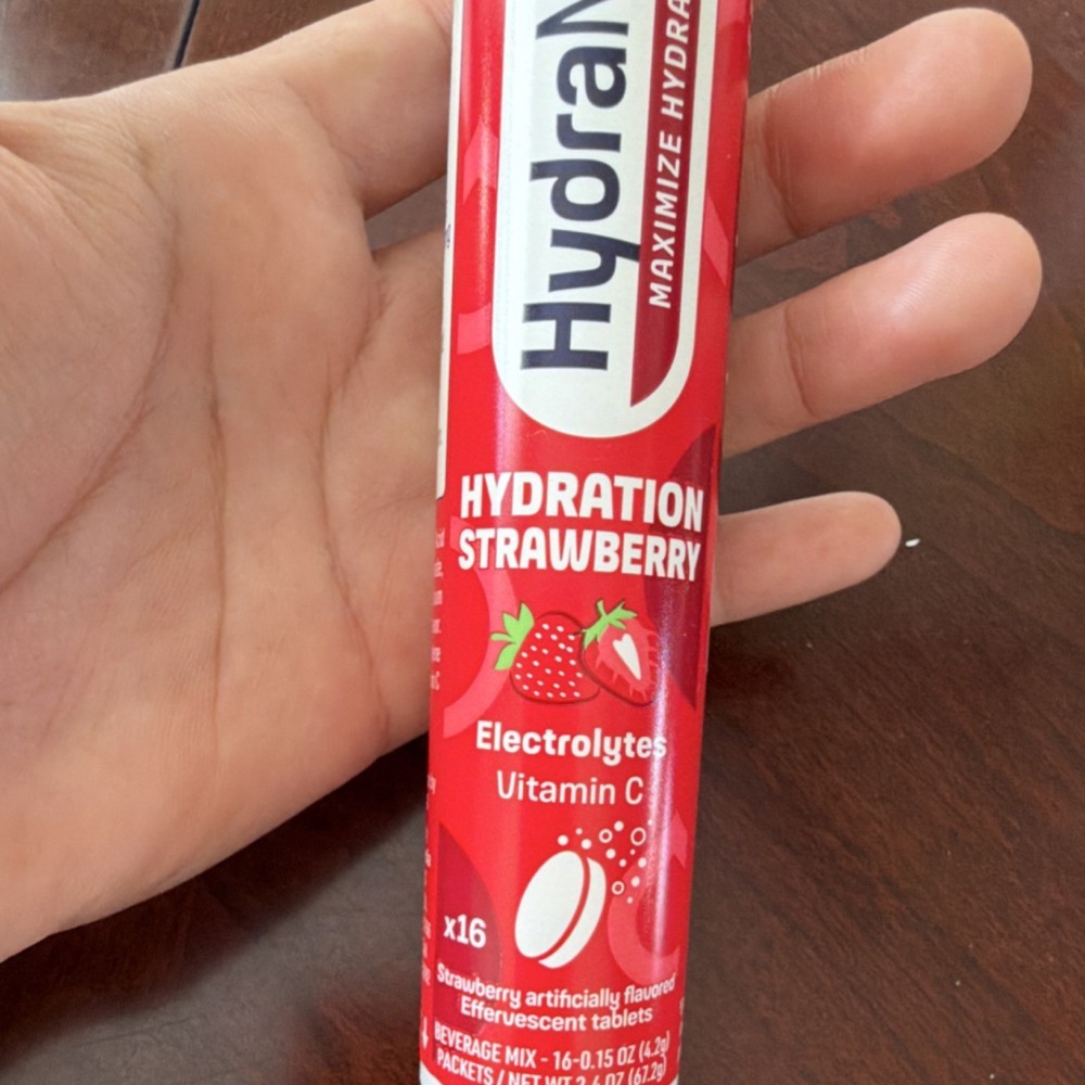 UPSA HydraMax Hydration Strawberry Electrolytes Effervescent Tablets 16 ct