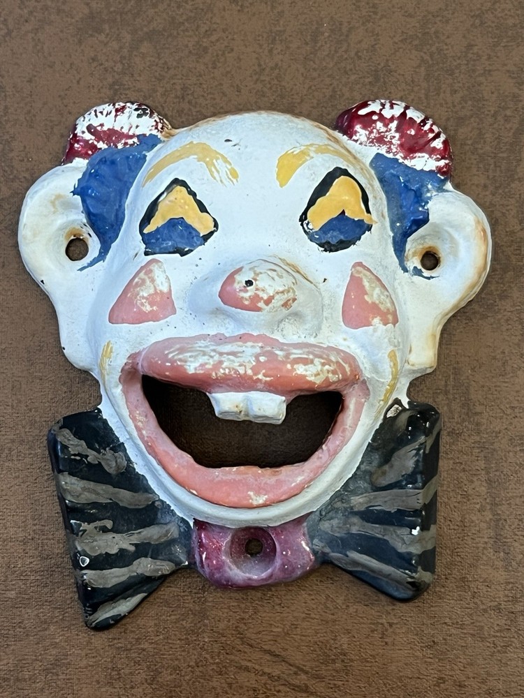 Vintage Cast Iron Clown w/Upper Teeth Wall Mount Bottle Opener READ DESCRIPTION