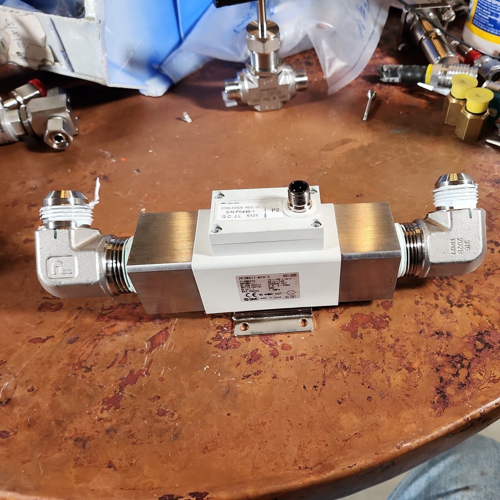 SMC WATER DIGITAL FLOW SWITCH PF2W511-N10-2 Applied Materials