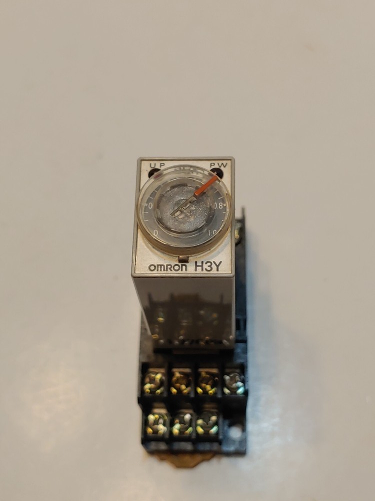 Omron H3Y Timer Time Relay with base PYF14A