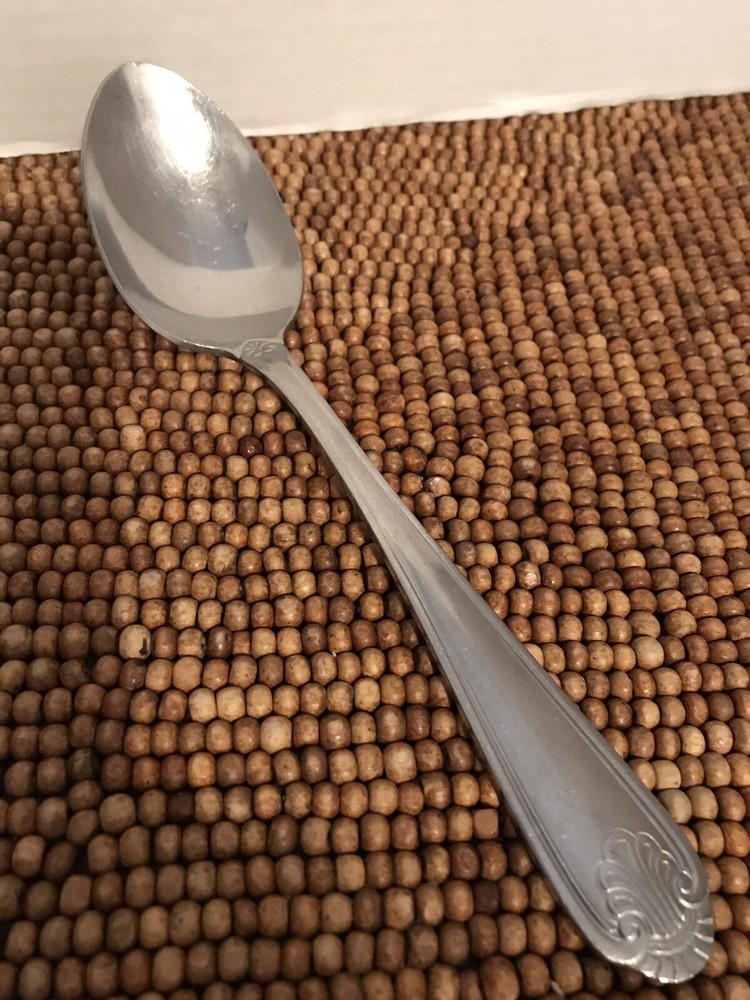 Walco WCO5 Stainless Fan Plume Tip SERVING TABLE SPOON 8 3/8"