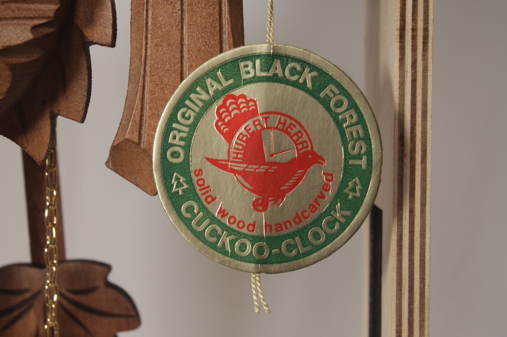 Working Hubert Herr Automaton Feeding Birds Wall Cuckoo Clock.