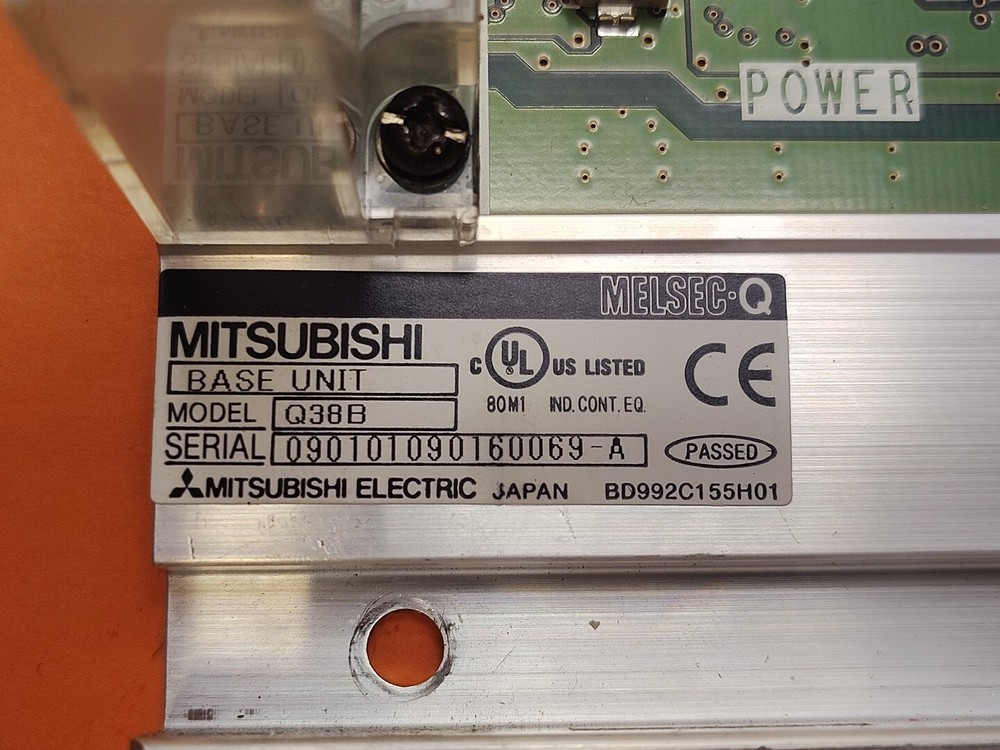 MITSUBISHI BASE UNIT MODEL Q38B MELSEC-Q BD992C155H01