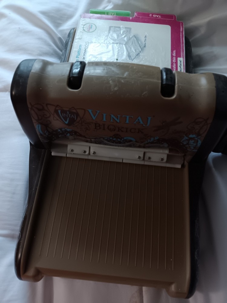 Vintaj Bigkick With Platform Cutting Machine