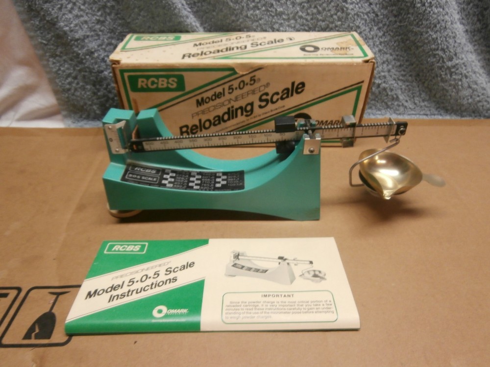RCBS MODEL 505 POWDER / RELOADING SCALE 5-0-5