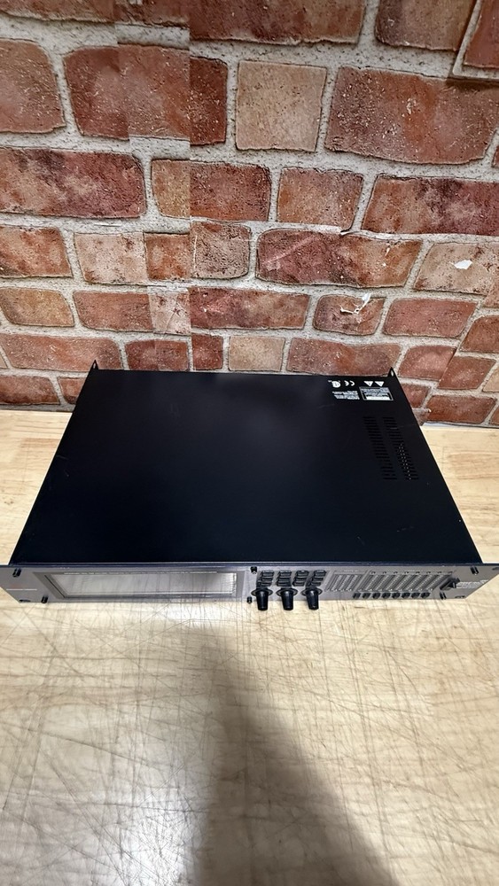 dbx driverack 480 Complete Equalization & Loudspeaker Management System