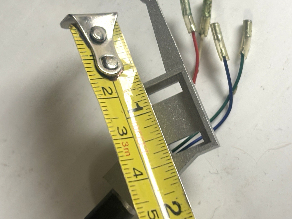 SILVER TURNTABLE HEADSHELL 4 WIRES NOS