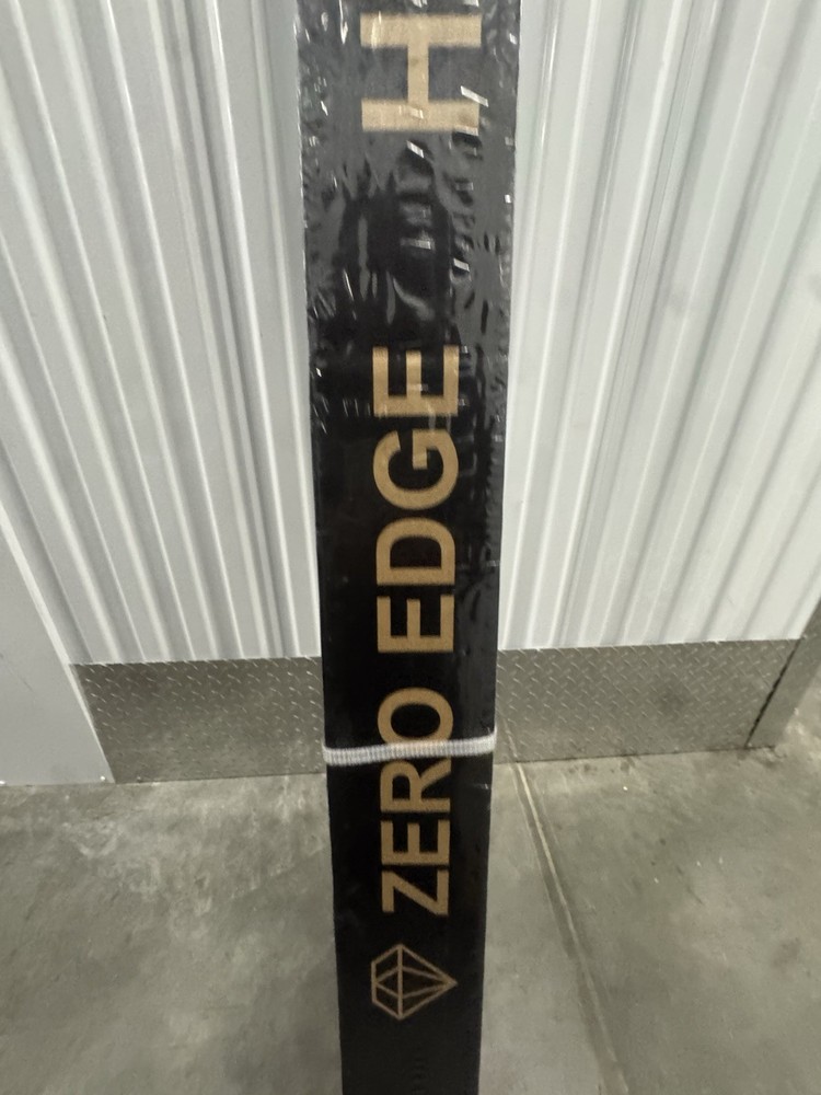 ZERO EDGE HD-90 3D HD PROJECTOR SCREEN