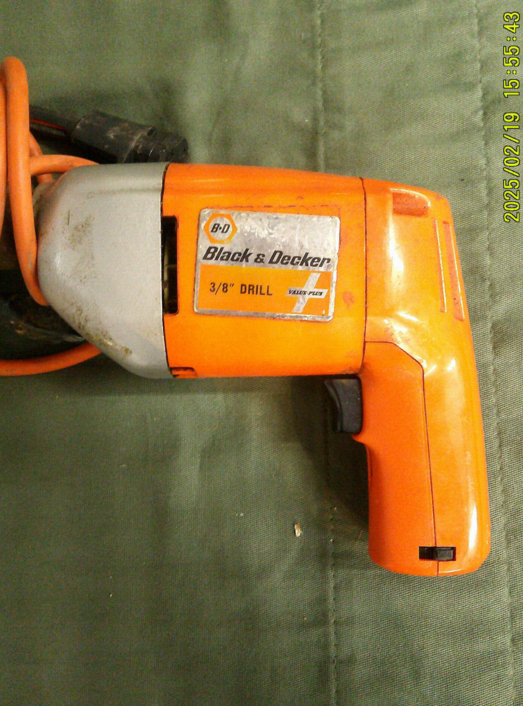 Black & Decker 3/8" Drill 7130