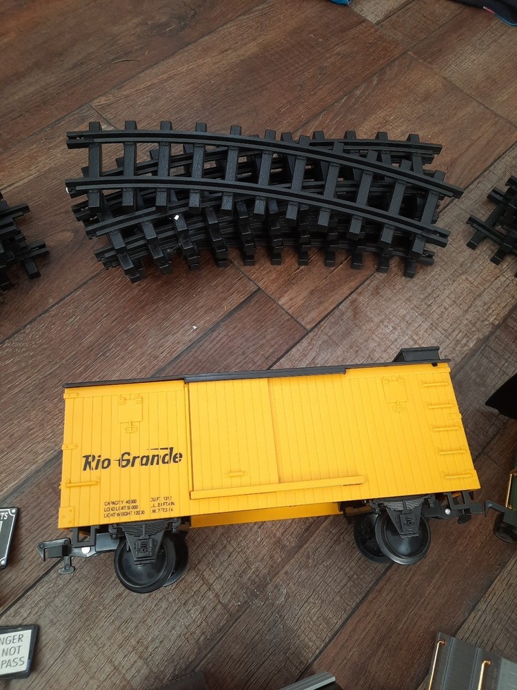 Ez-tech G Scale Remote Control Batt Operated Train Set Grand Canyon Exp Untested