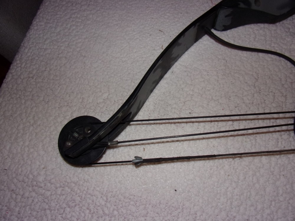 PSE Game Sport Compound Bow