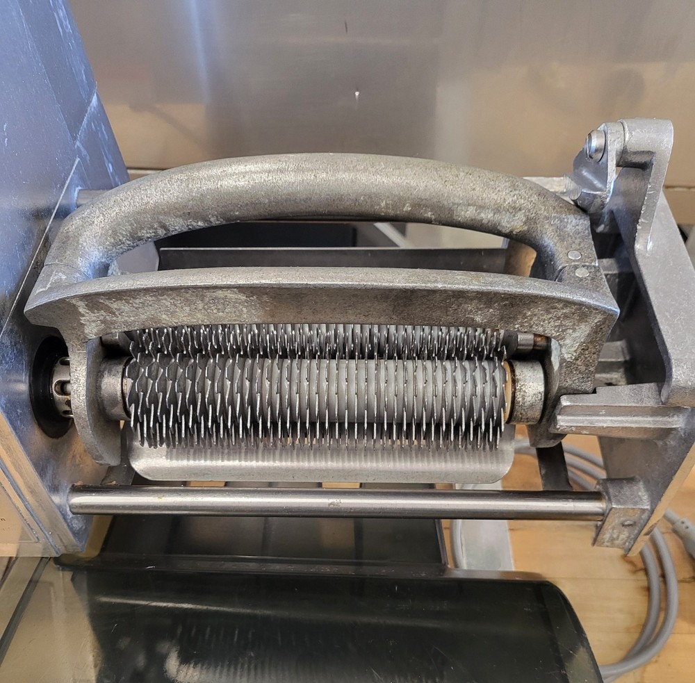 Hobart 403 commercial meat tenderizer