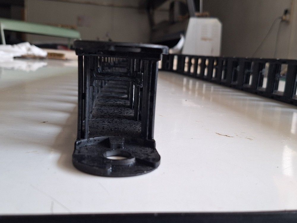 Cable Carrier - IGUS