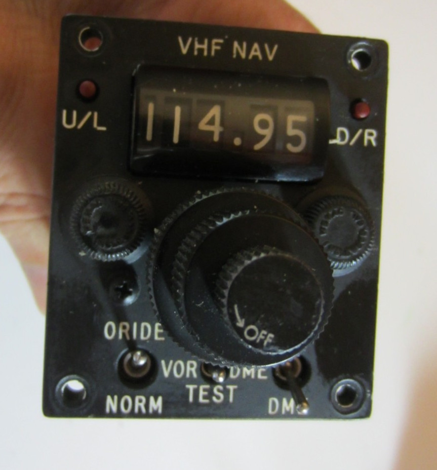 VINTAGE MILITARY CONTROL HEAD VHF NAV DIALS FUNCTION