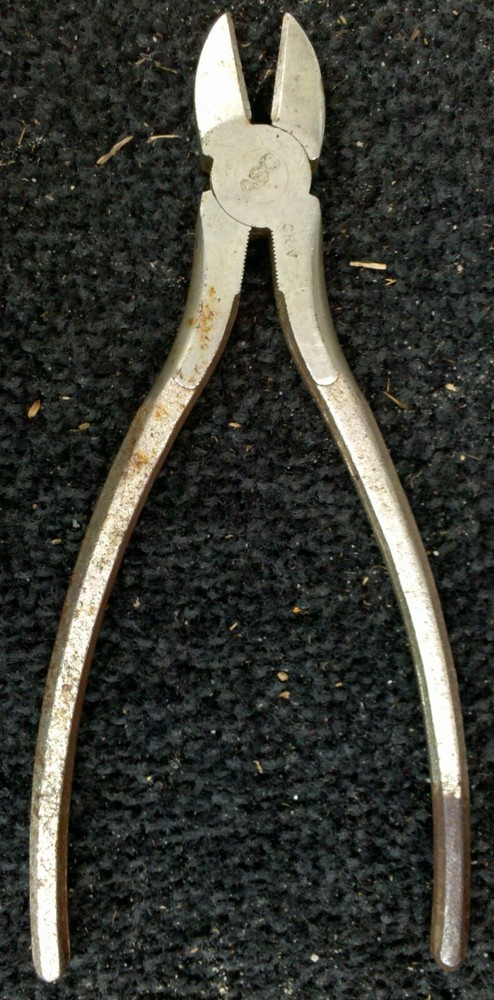nippers / wire cutters / cable cutters