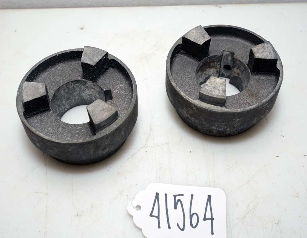 2 Magnaloy Couplings Model 300 (Inv. 41564)