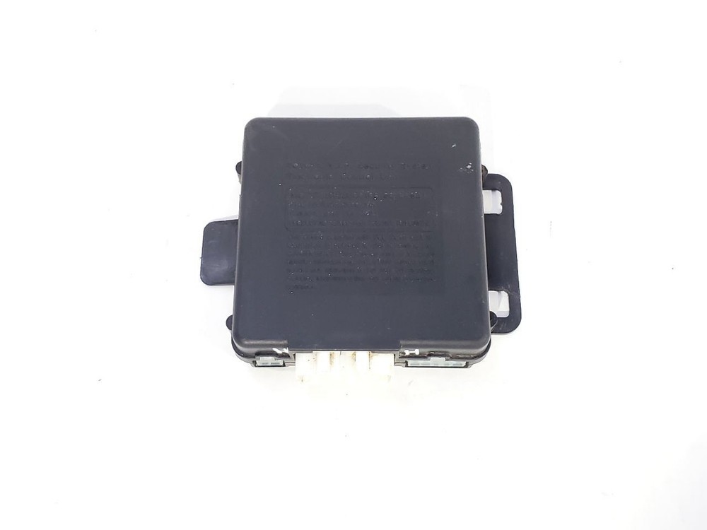 1997 Lexus LX450 OEM 08190-00921 Security System Control