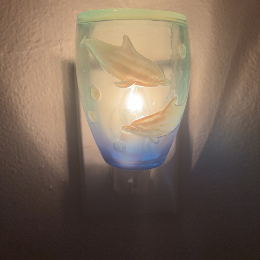 Dolphin theme nightlight