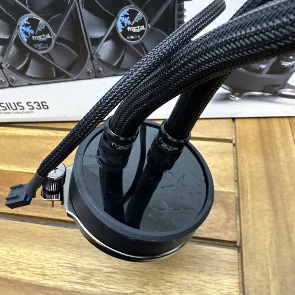 Fractal Design Celsius S36 CPU Water Cooling System