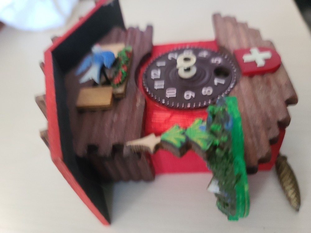 BLACK FOREST GERMANY Mini CUCKOO CLOCK By ENGSTLER