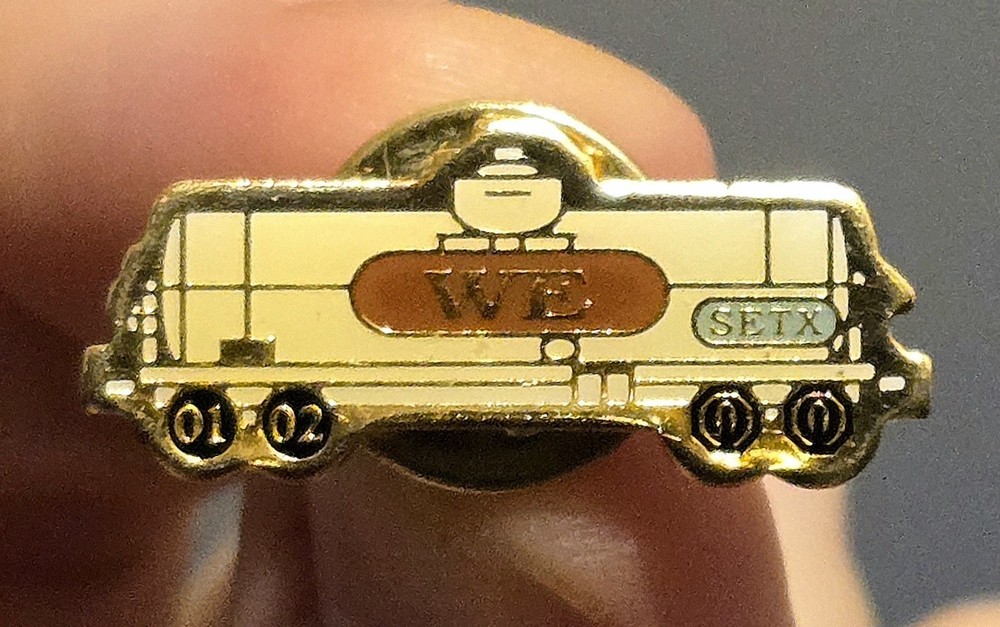 (2) Optimist International Pins Southeast Texas (SETX) 2001 & 2002 - Train